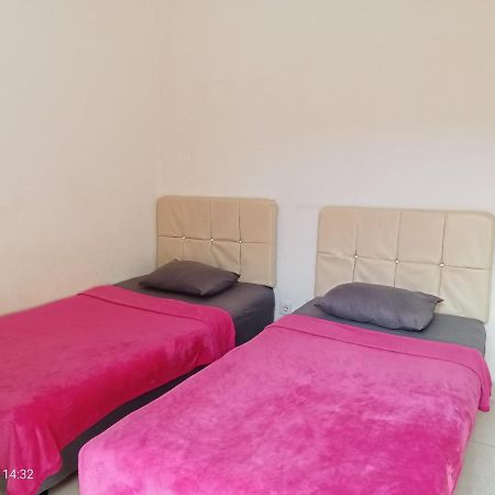 Murai Guesthouse Bali Denpasar  Luaran gambar